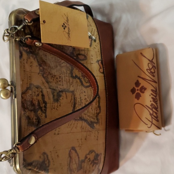 Patricia Nash European Map Elsworth - Picture 15 of 17